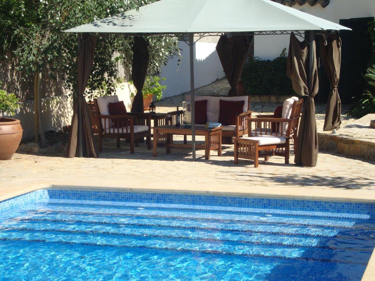 Villa Maria, Bonita Casa Con Jardin Y Piscina Privada En Андратс Екстериор снимка